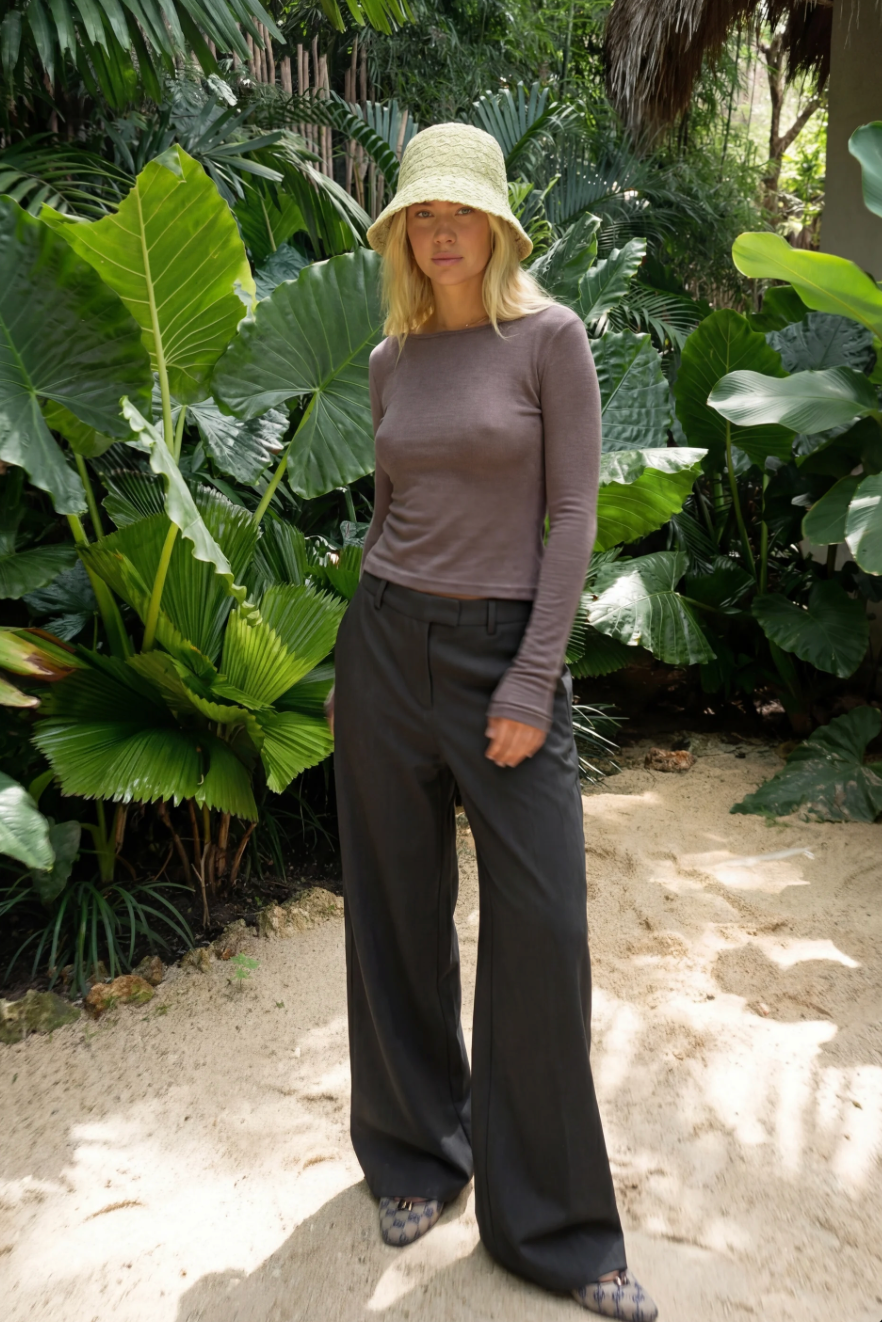 Musera Black Low-Waist Wide Leg Trousers