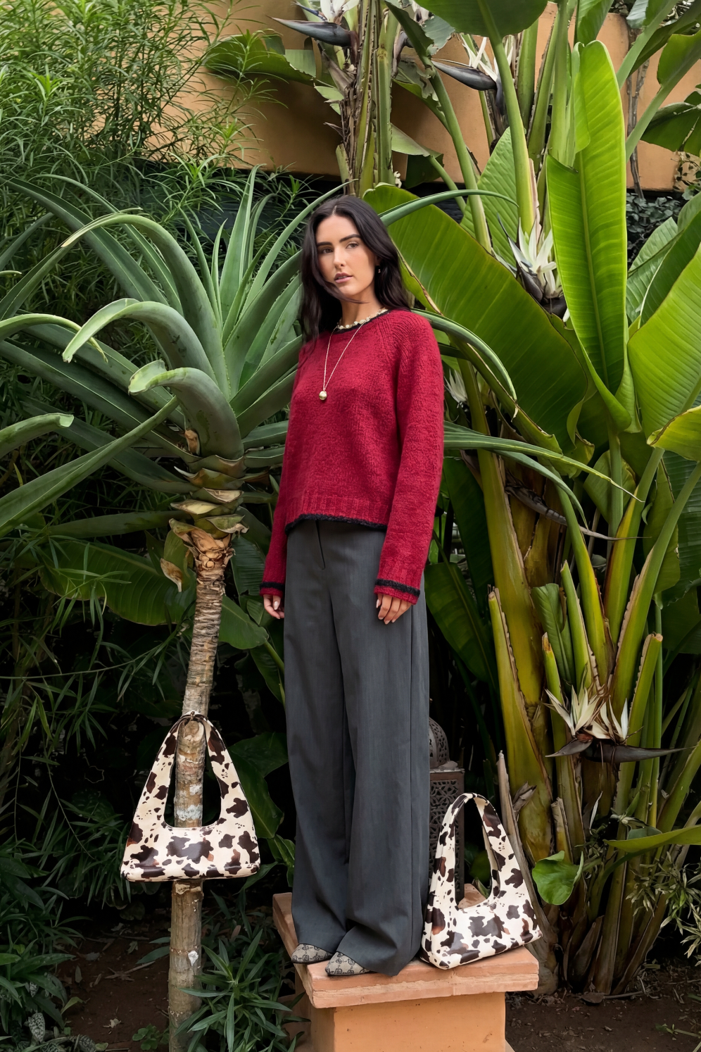 RED CONTRAST KNIT SWEATER