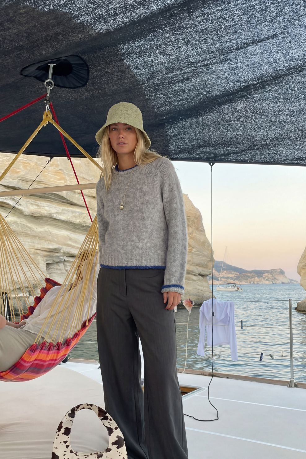 STONE GREY CONTRAST KNIT